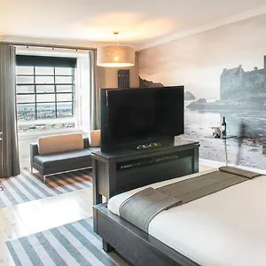 Hotel & Picardy Place