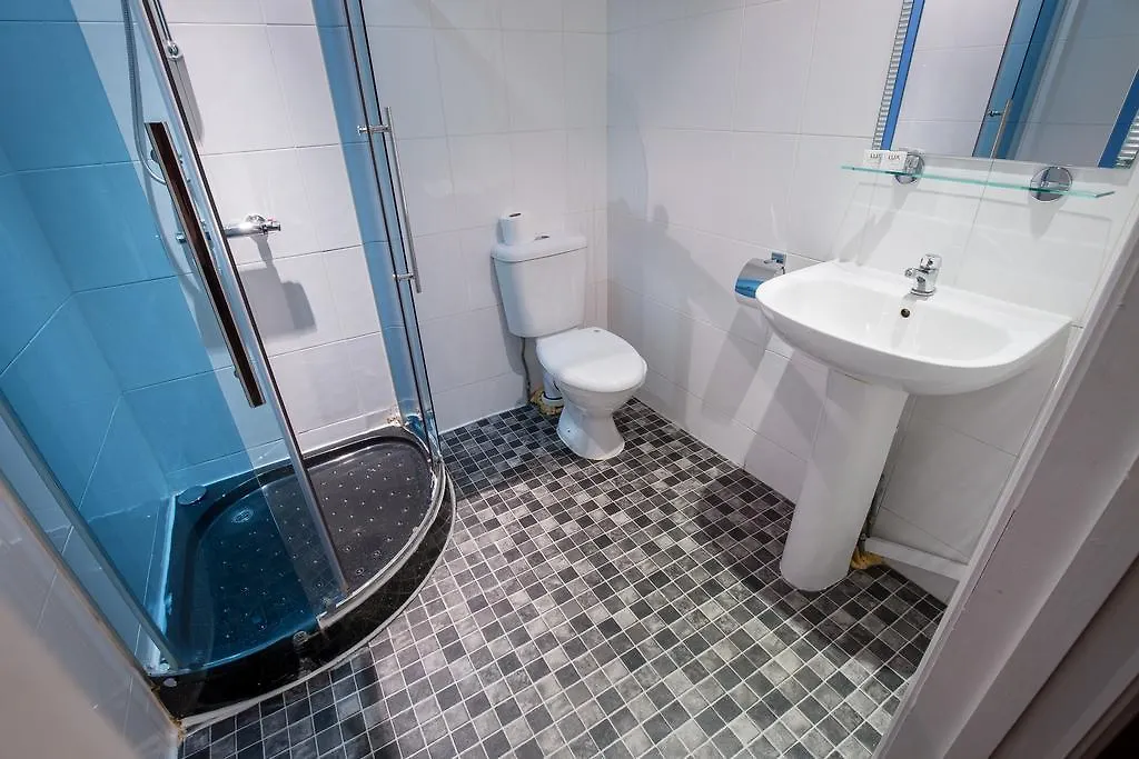 Citybest Hotel Ilford 2*,
