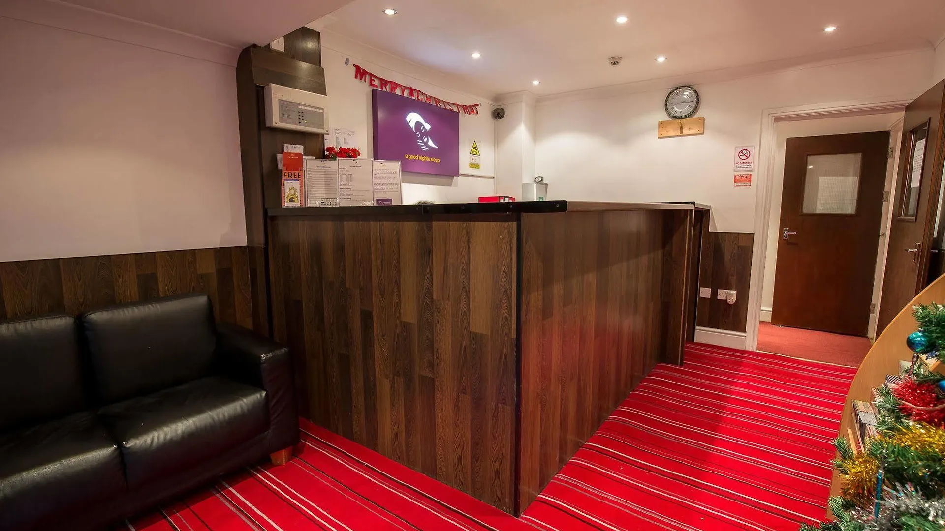 Citybest Hotel Ilford 2*,